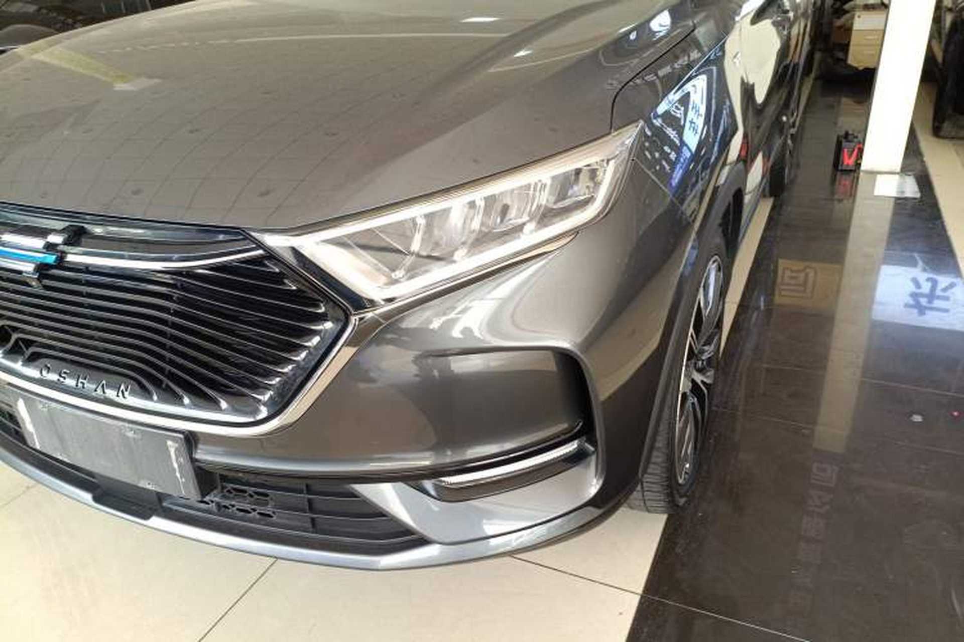 Used CHANGAN OSHAN X7 2020 1.5T Automatic Flagship Edition Left Front Headlight