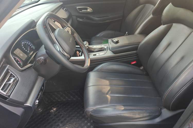 Used CHANGAN OSHAN X7 2020 1.5T Automatic Luxury Model Left Front Seat