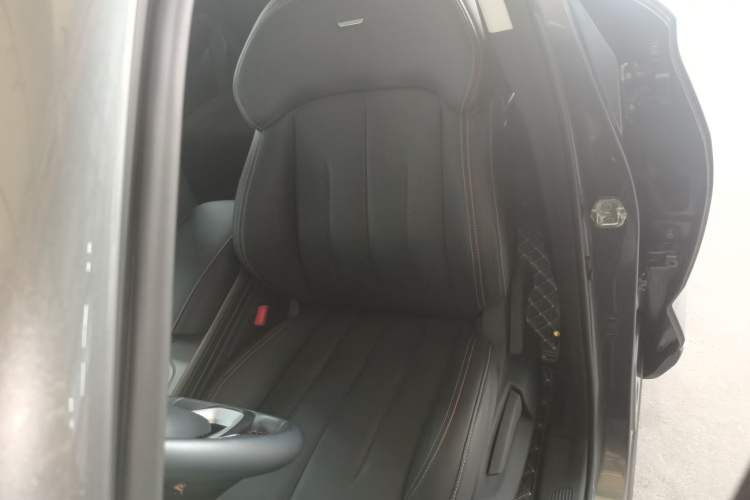 Used CHANGAN OSHAN X7 2020 1.5T Automatic Luxury Version Left Front Seat