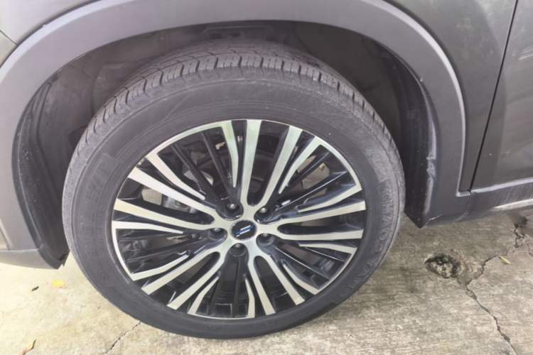 Used CHANGAN OSHAN X7 2020 1.5T Automatic Prestige Edition Left Front Wheel Hub
