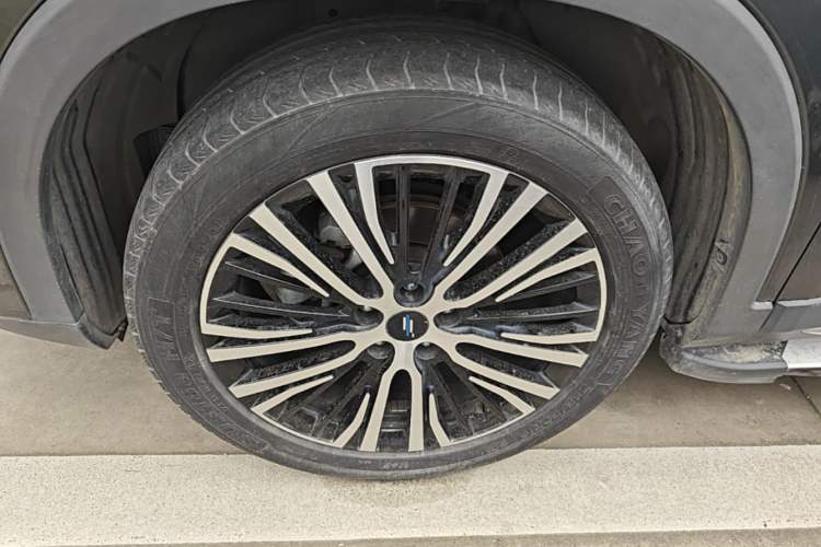 Used CHANGAN OSHAN X7 2020 1.5T Automatic Luxury Model Left Front Wheel Hub