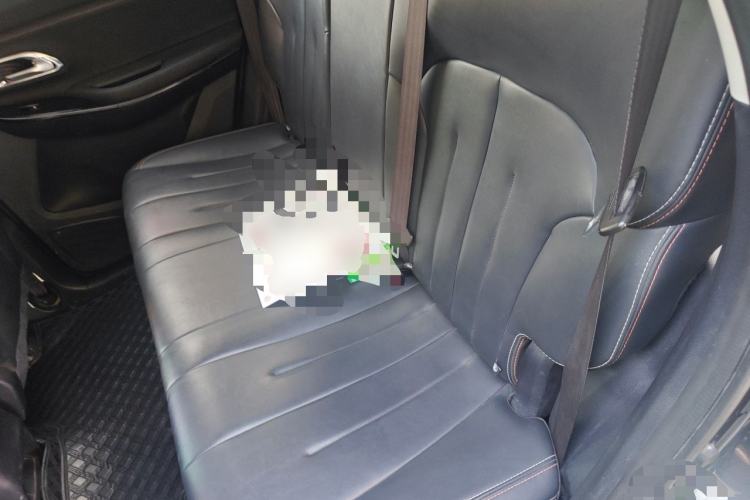 Used CHANGAN OSHAN X7 2020 1.5T Automatic Luxury Model Left Rear Seat