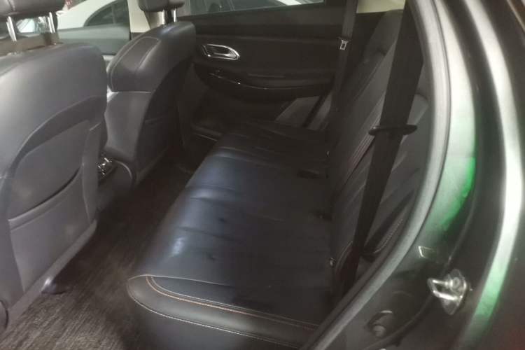 Used CHANGAN OSHAN X7 2020 1.5T Automatic Luxury Version Left Rear Seat