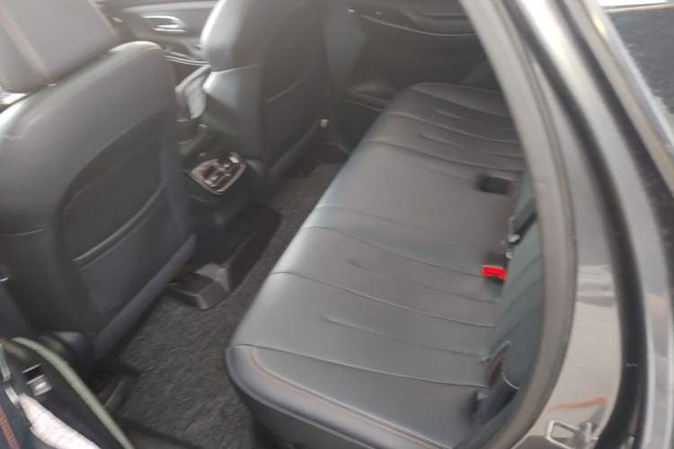 Used CHANGAN OSHAN X7 2020 1.5T Automatic Luxury Version Left Rear Seat