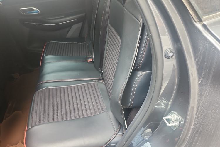 Used CHANGAN OSHAN X7 2020 1.5T Manual Luxury Version Left Rear Seat