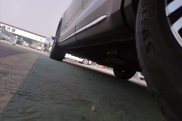 Used CHANGAN OSHAN X7 2020 1.5T Automatic Luxury Version Left Side Sill