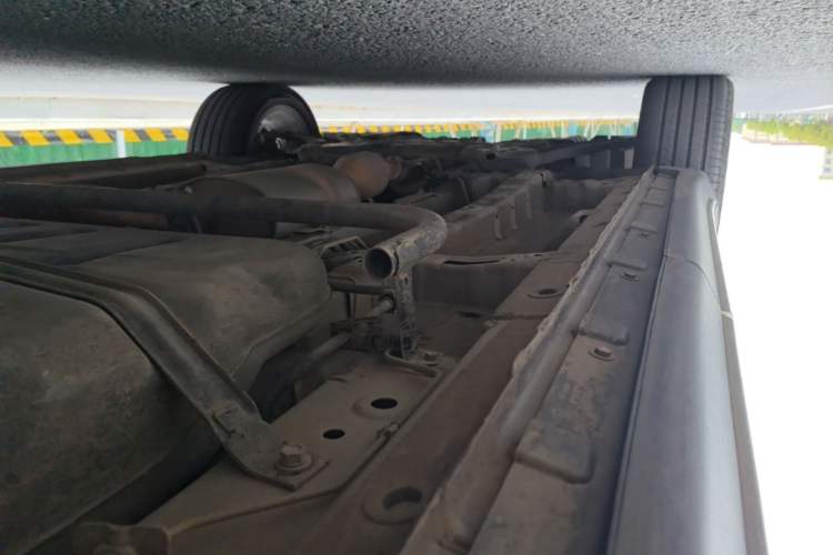 Used CHANGAN OSHAN X7 2020 1.5T Automatic Luxury Version Left Side Sill