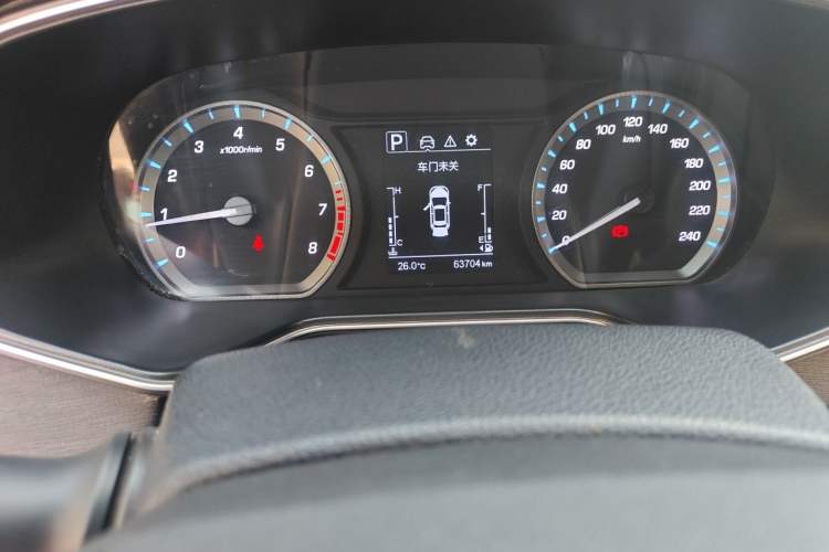 Used CHANGAN OSHAN X7 2020 1.5T Automatic Luxury Model Odometer Close Up