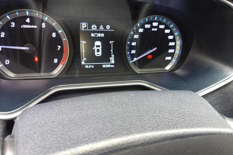 Used CHANGAN OSHAN X7 2020 1.5T Automatic Luxury Model Odometer Close Up