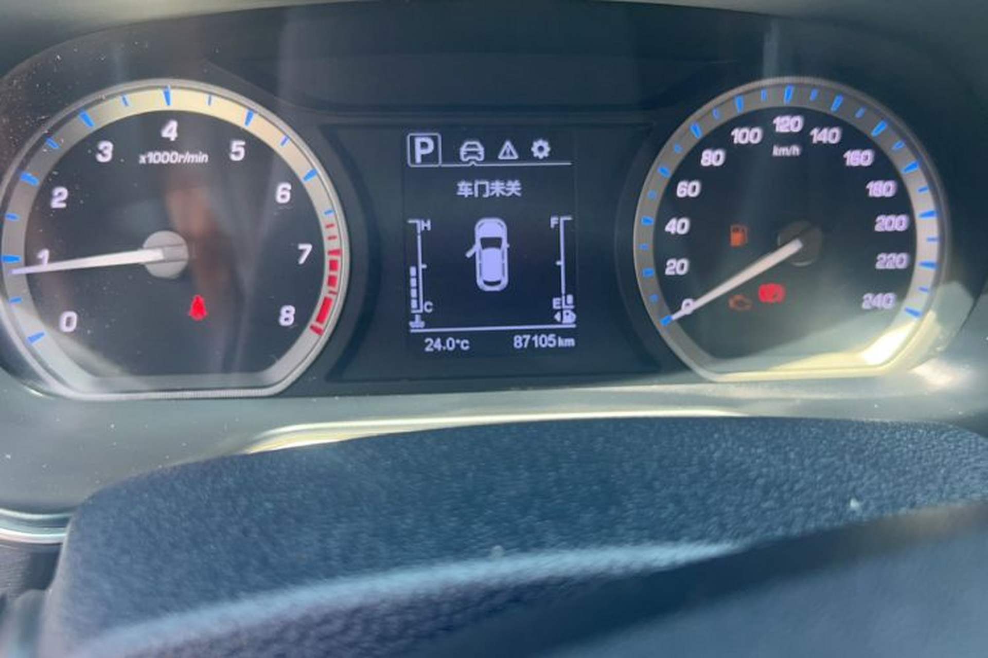 Used CHANGAN OSHAN X7 2020 1.5T Automatic Luxury Version Odometer Close Up