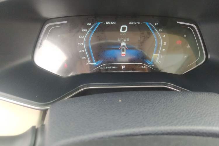 Used CHANGAN OSHAN X7 2020 1.5T Automatic Flagship Edition Odometer Close Up