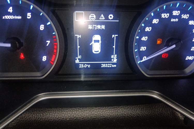 Used CHANGAN OSHAN X7 2020 1.5T Manual Elite Edition Odometer Close Up