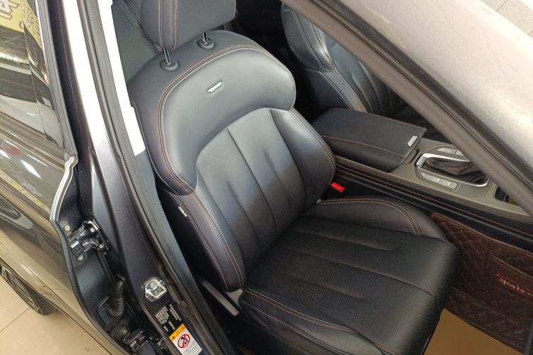 Used CHANGAN OSHAN X7 2020 1.5T Automatic Flagship Edition Right Front Seat