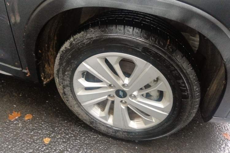 Used CHANGAN OSHAN X7 2020 1.5T Manual Elite Edition Right Front Wheel Hub
