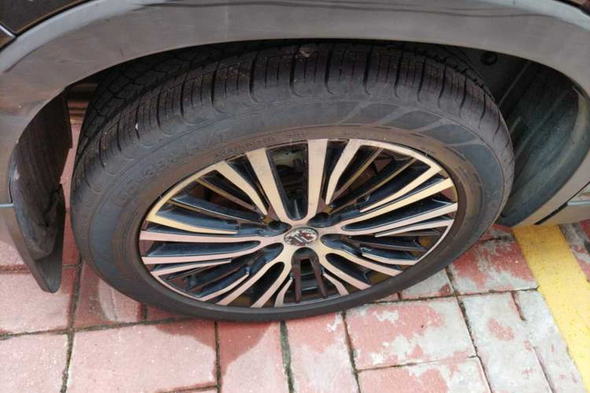 Used CHANGAN OSHAN X7 2020 1.5T Automatic Prestige Edition Right Rear Wheel Hub