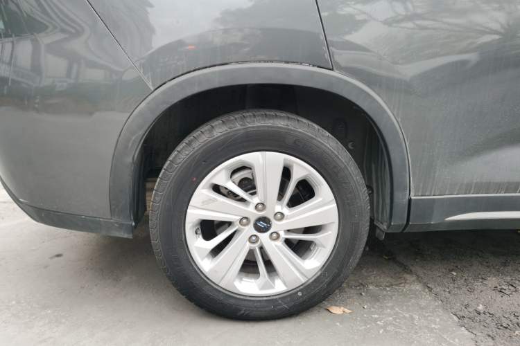 Used CHANGAN OSHAN X7 2020 1.5T Manual Elite Edition Right Rear Wheel Hub