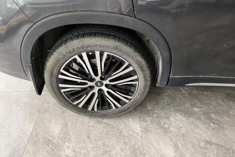 Used CHANGAN OSHAN X7 2020 1.5T Automatic Luxury Model Right Rear Wheel Hub