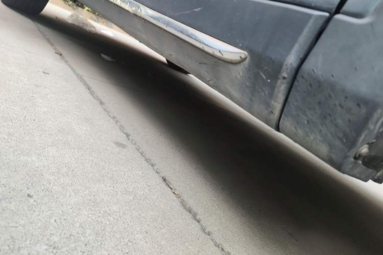 Used CHANGAN OSHAN X7 2020 1.5T Automatic Luxury Version Right Side Sill