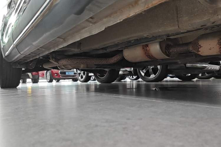 Used CHANGAN OSHAN X7 2020 1.5T Automatic Elite Edition Right Side Sill