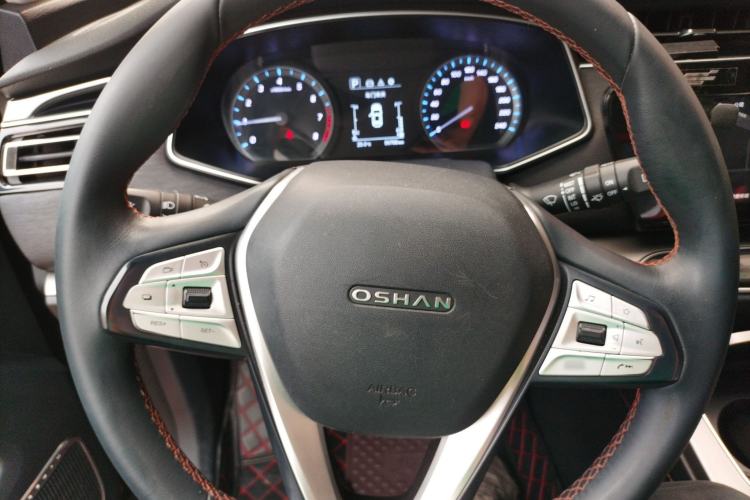 Used CHANGAN OSHAN X7 2020 1.5T Automatic Prestige Edition Steering Wheel