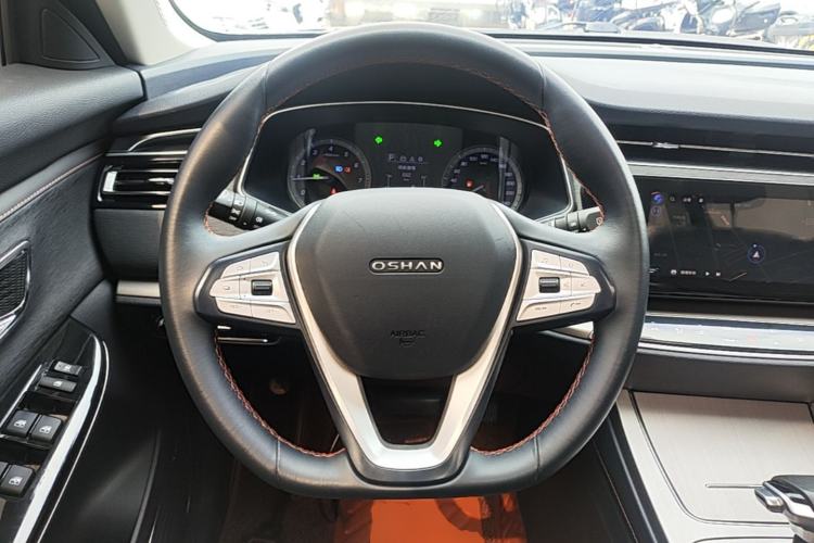 Used CHANGAN OSHAN X7 2020 1.5T Automatic Prestige Edition Steering Wheel