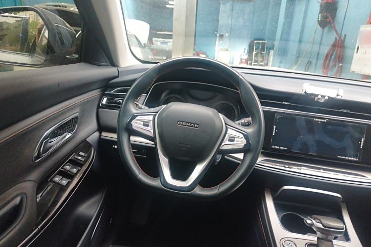 Used CHANGAN OSHAN X7 2020 1.5T Automatic Luxury Model Steering Wheel