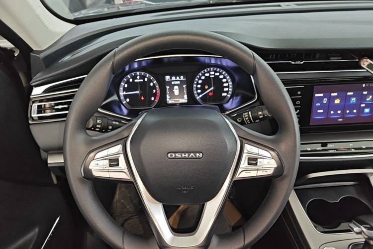 Used CHANGAN OSHAN X7 2020 1.5T Automatic Elite Edition Steering Wheel