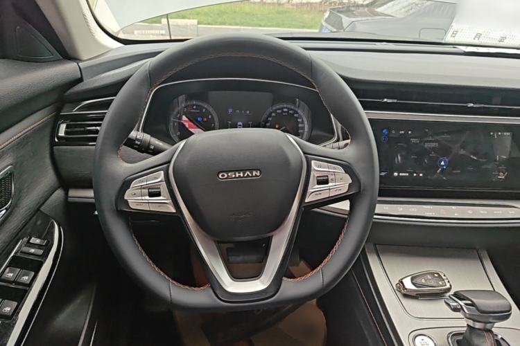 Used CHANGAN OSHAN X7 2020 1.5T Automatic Luxury Model Steering Wheel