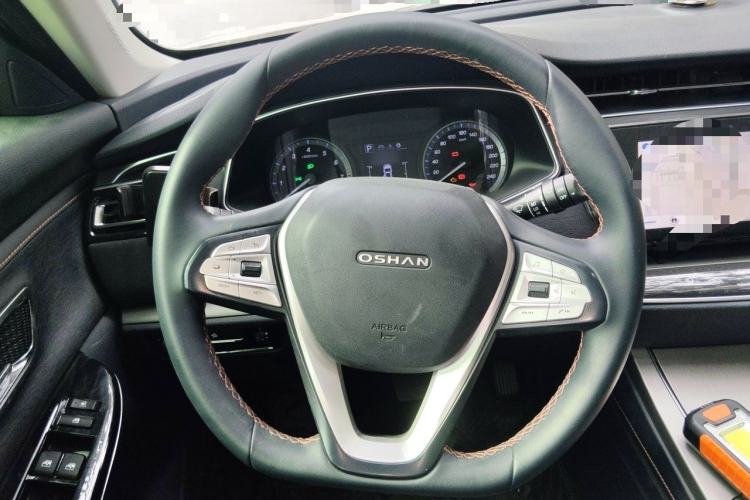 Used CHANGAN OSHAN X7 2020 1.5T Automatic Luxury Model Steering Wheel