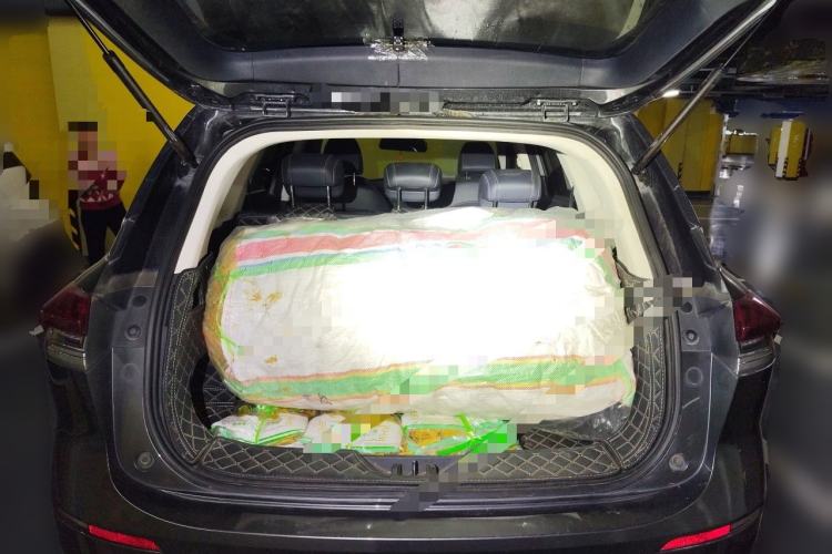 Used CHANGAN OSHAN X7 2020 1.5T Automatic Luxury Version Trunk