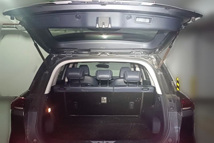 Used CHANGAN OSHAN X7 2020 1.5T Automatic Luxury Version Trunk