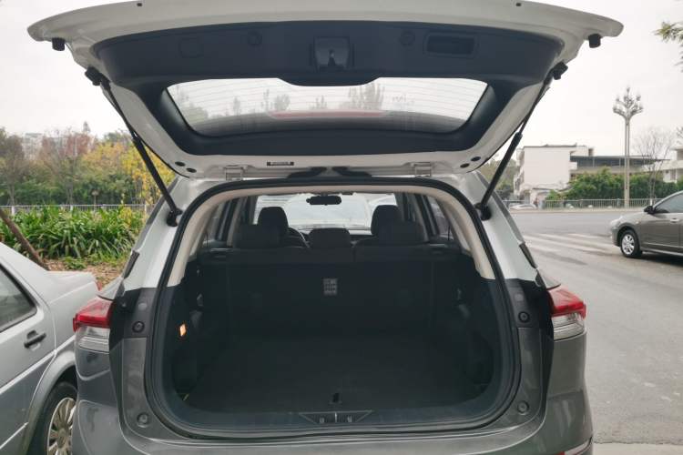 Used CHANGAN OSHAN X7 2020 1.5T Manual Elite Edition Trunk