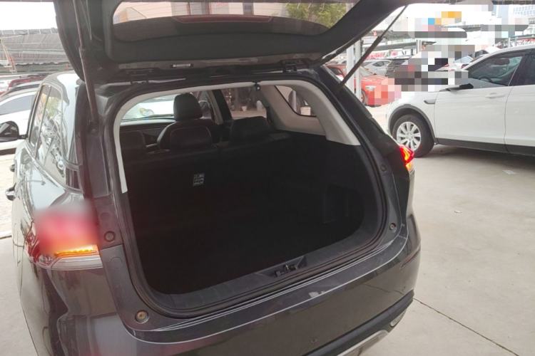 Used CHANGAN OSHAN X7 2020 1.5T Automatic Luxury Version Trunk