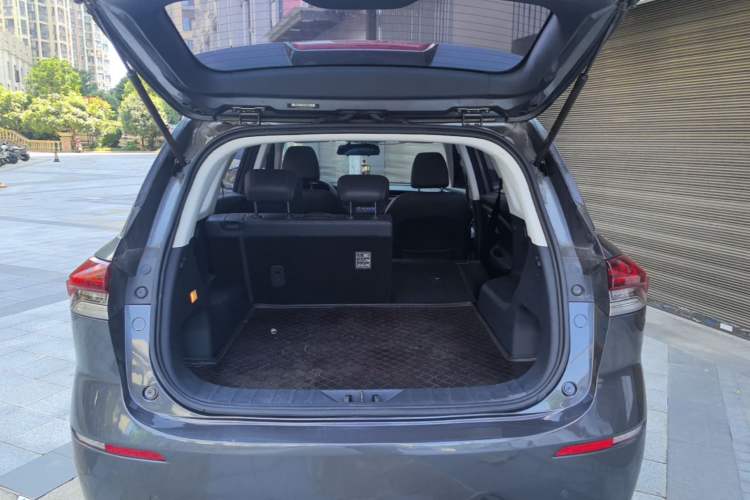Used CHANGAN OSHAN X7 2020 1.5T Manual Luxury Version Trunk