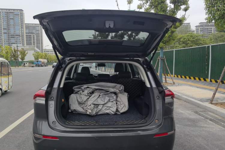 Used CHANGAN OSHAN X7 2020 1.5T Automatic Luxury Version Trunk