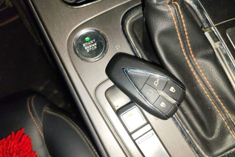 Used CHANGAN OSHAN X7 2020 1.5T Automatic Luxury Version Vehicle Key