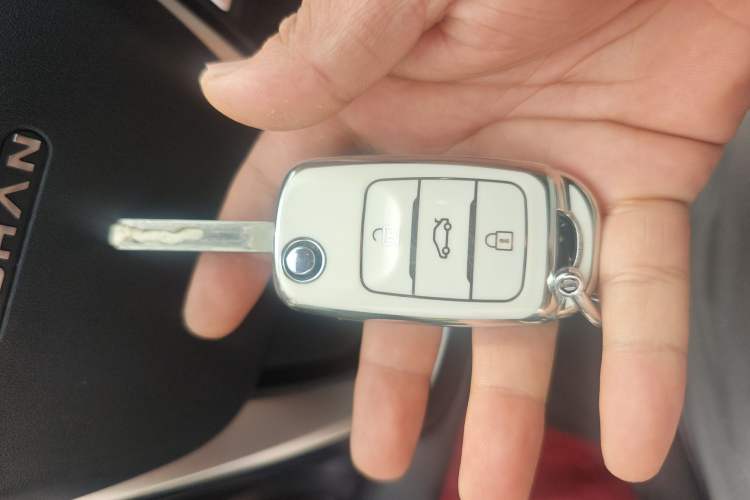 Used CHANGAN OSHAN X7 2020 1.5T Automatic Elite Edition Vehicle Key