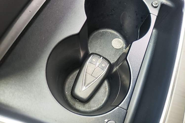 Used CHANGAN OSHAN X7 2020 1.5T Automatic Luxury Version Vehicle Key