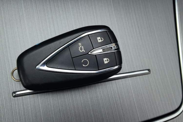 Used CHANGAN OSHAN X7 2020 1.5T Automatic Luxury Version Vehicle Key