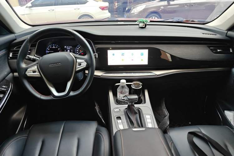 Used CHANGAN OSHAN X7 2020 1.5T Automatic Prestige Edition Center Console
