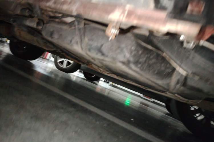 Used CHANGAN OSHAN X7 2020 1.5T Automatic Luxury Version Chassis Rear Left