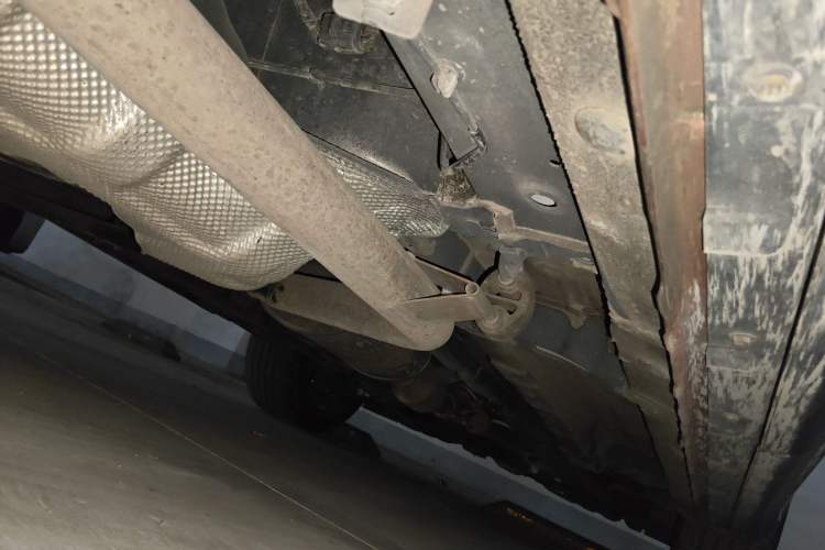 Used CHANGAN OSHAN X7 2020 1.5T Automatic Luxury Model Chassis Rear Right