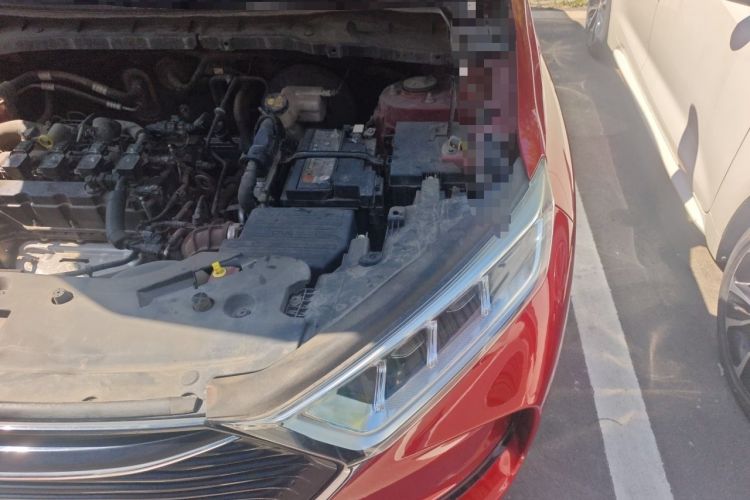 Used CHANGAN OSHAN X7 2020 1.5T Automatic Elite Edition Engine Bay Left