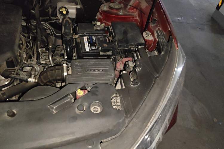 Used CHANGAN OSHAN X7 2020 1.5T Automatic Luxury Model Engine Bay Left