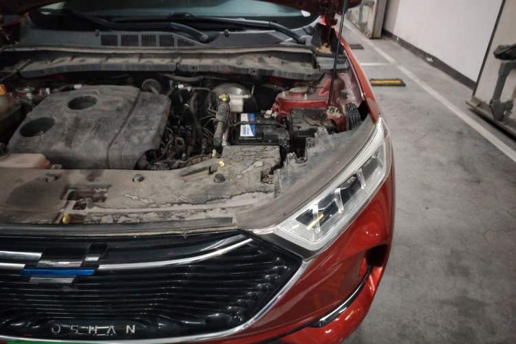 Used CHANGAN OSHAN X7 2020 1.5T Automatic Luxury Version Engine Bay Left