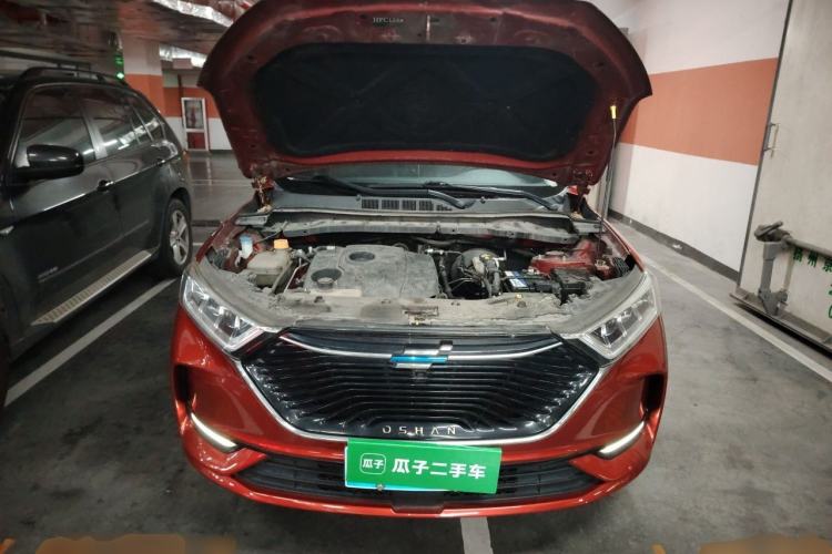 Used CHANGAN OSHAN X7 2020 1.5T Automatic Luxury Version Engine Bay