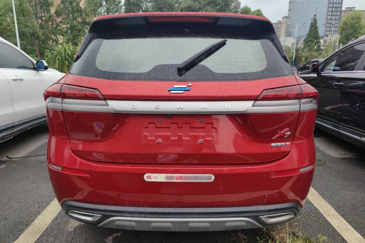 Used CHANGAN OSHAN X7 2020 1.5T Automatic Flagship Edition Exterior 4