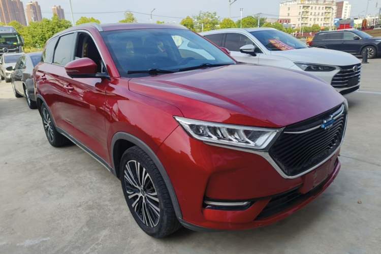 Used CHANGAN OSHAN X7 2020 1.5T Automatic Prestige Edition Front Right 45 Deg