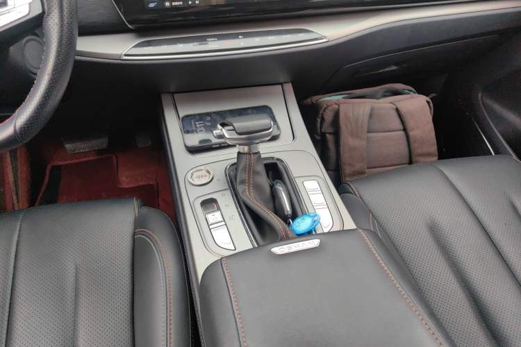 Used CHANGAN OSHAN X7 2020 1.5T Automatic Flagship Edition Gear Lever