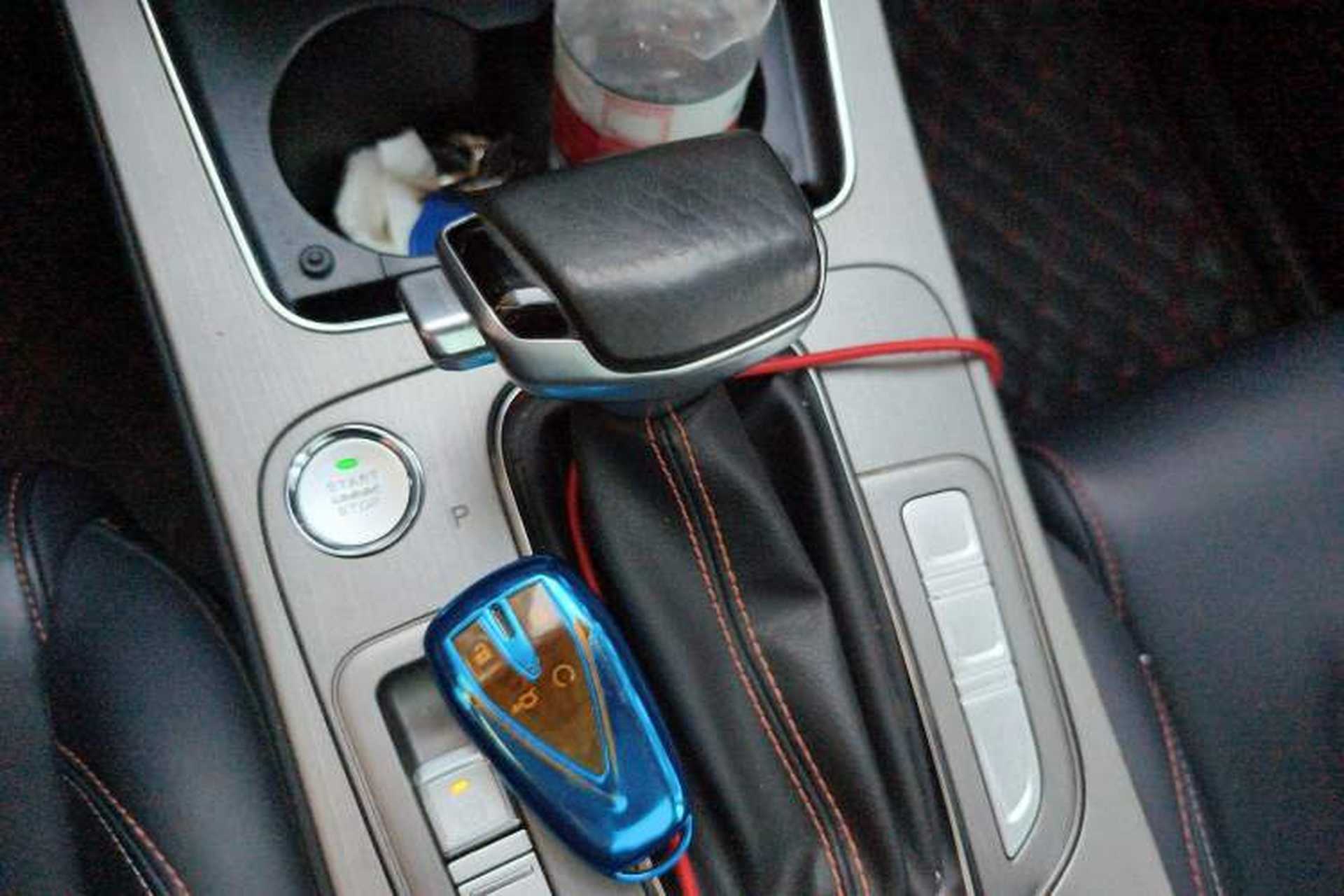 Used CHANGAN OSHAN X7 2020 1.5T Automatic Luxury Version Gear Lever
